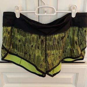 Lululemon Speed up Short size 10